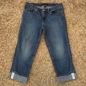 Banana Republic Jean Cuffed Capris